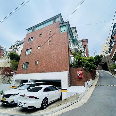 The Biggest Three Bedroom In Hongdae, Sinchon, Yonsei ソウル特別市 エクステリア 写真